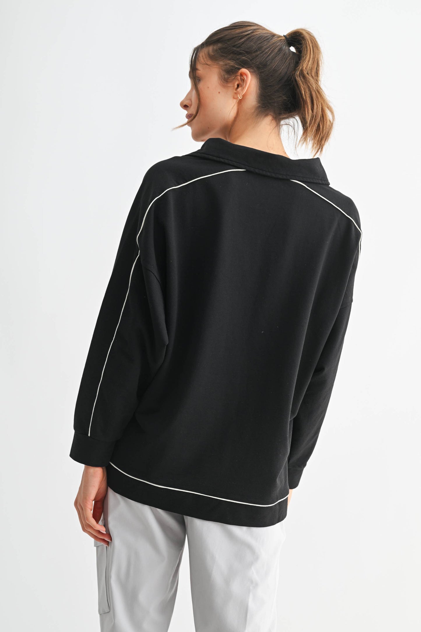 Coastline Collared Pullover: Black