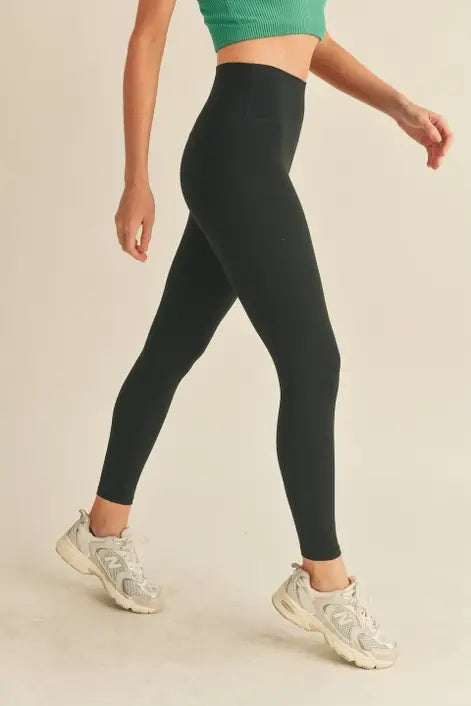 Feeling aligned leggings: Black