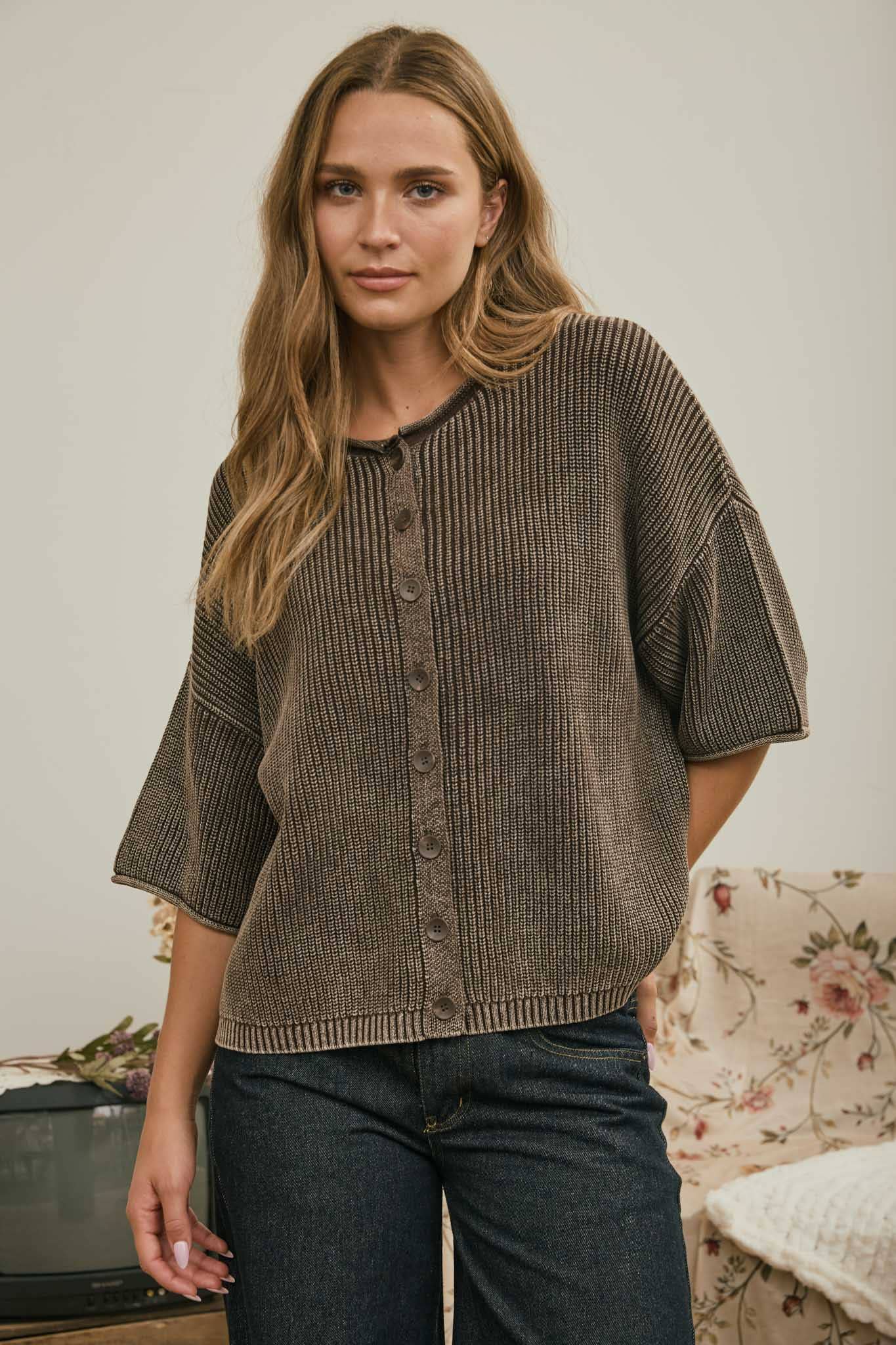 Hannah Ribbed Short Sleeve Cardigan : DARK BROWN