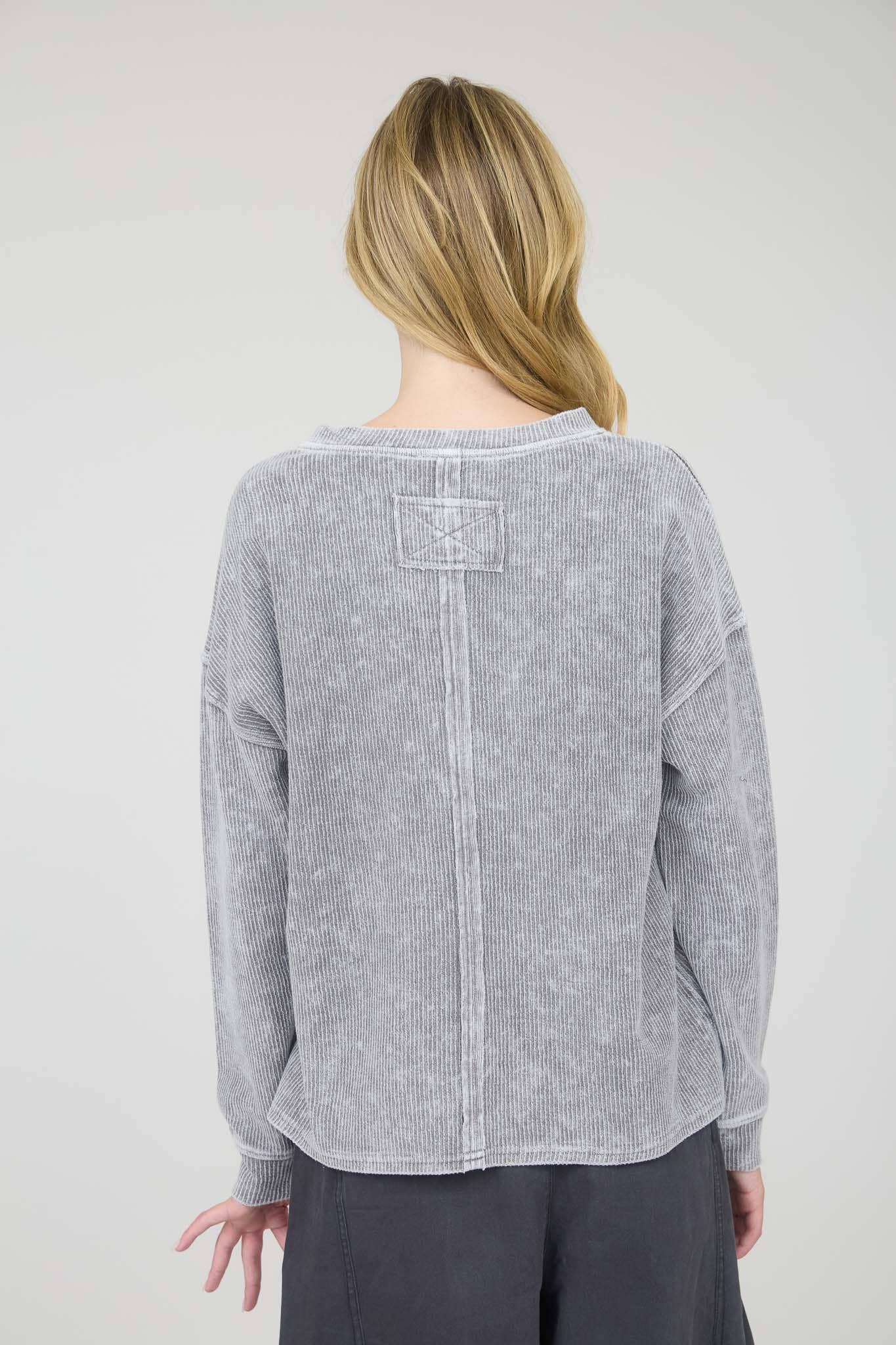 Brynn Pocket Waffle: Charcoal