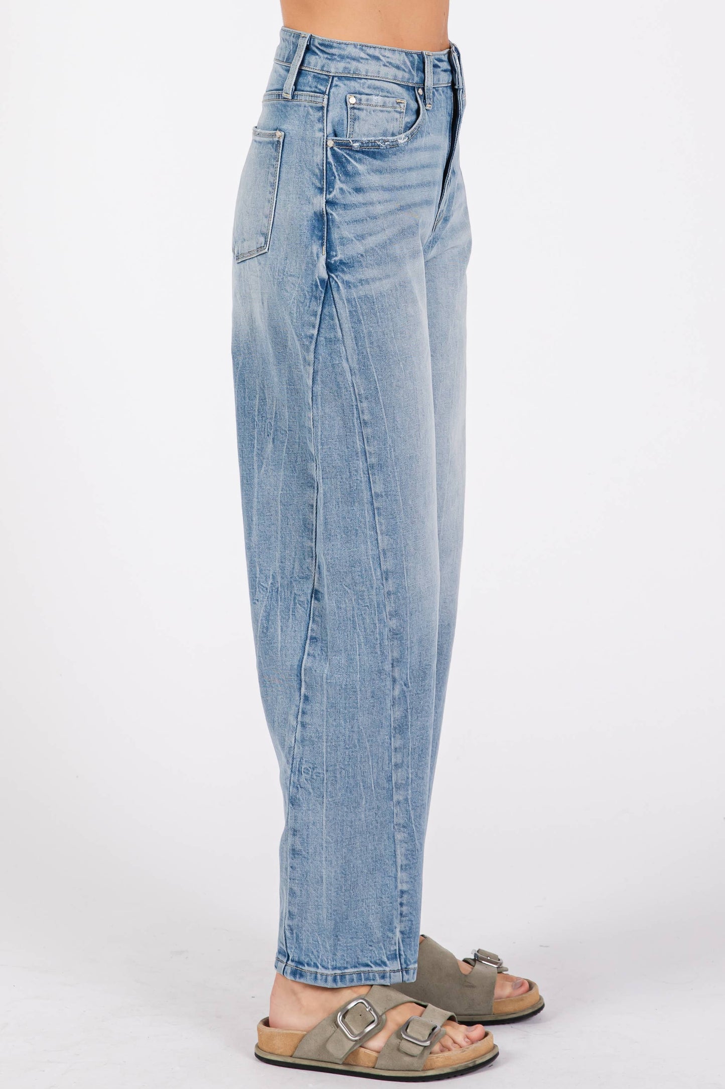 The Sara Barrel Jean