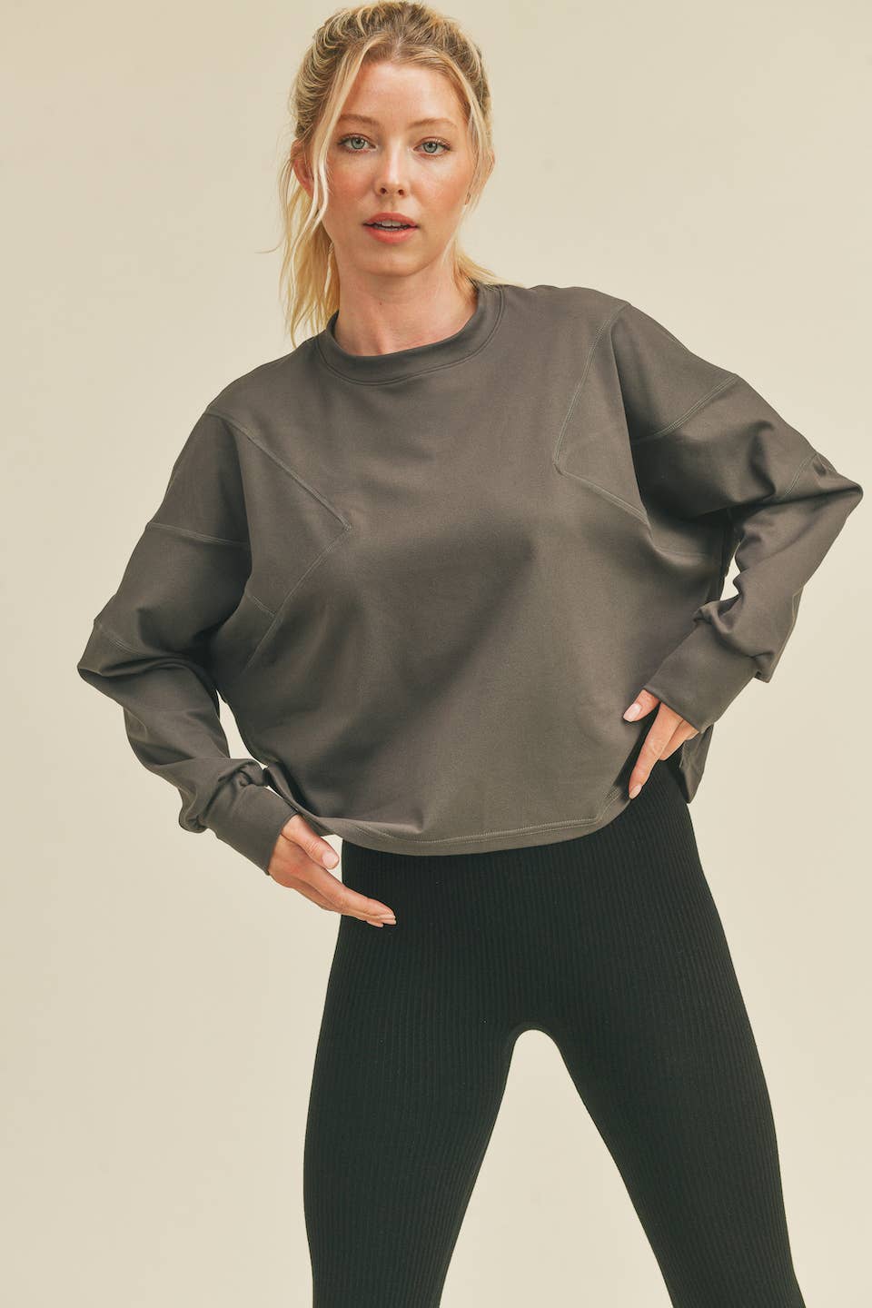 Ambre Long Sleeve: Gray