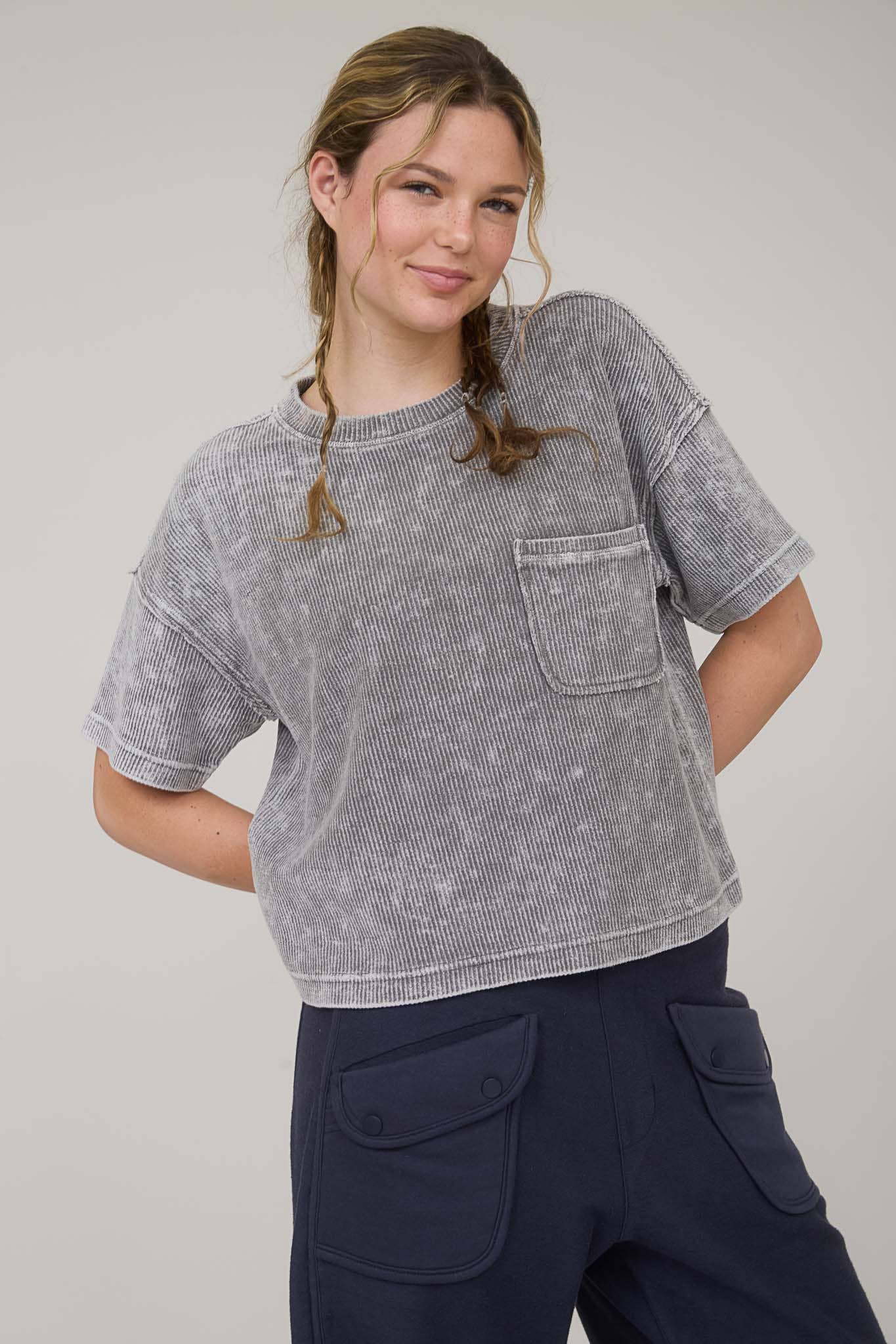Waverly Ribbed Tee: Charcoal