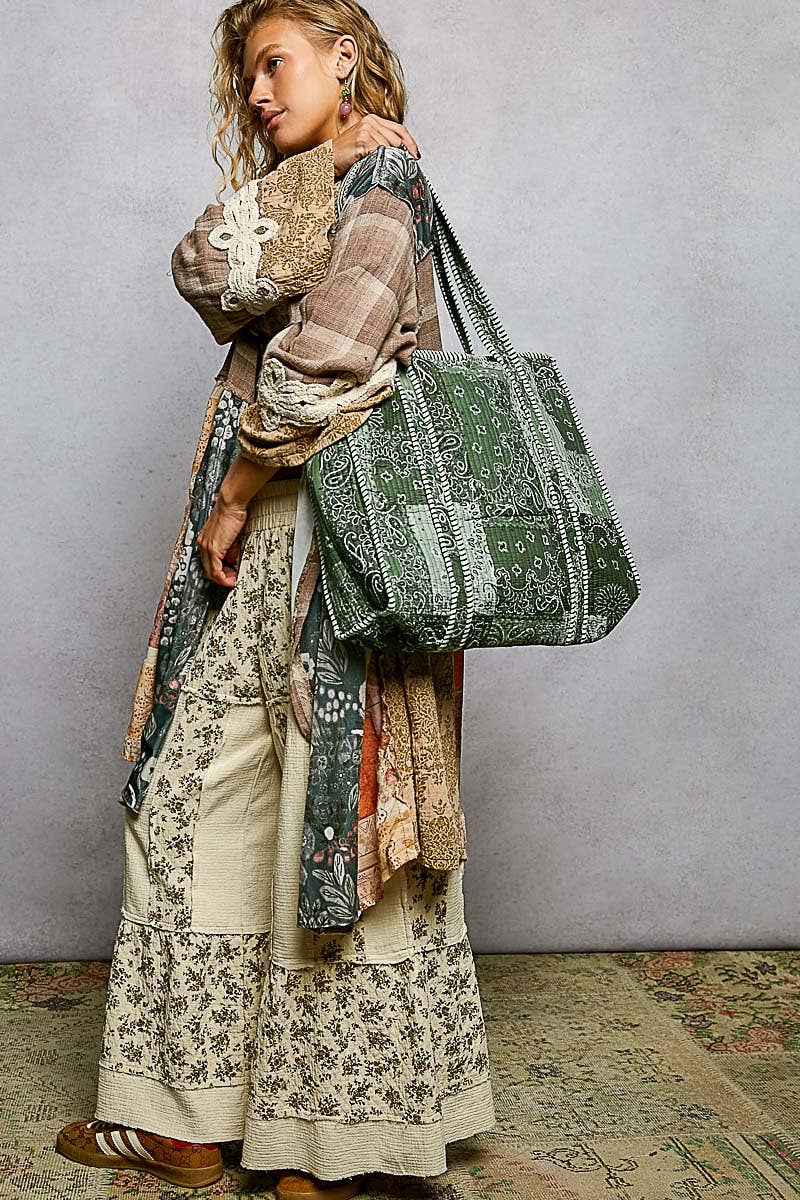 Quilted striped tote bag : GREEN MULTI