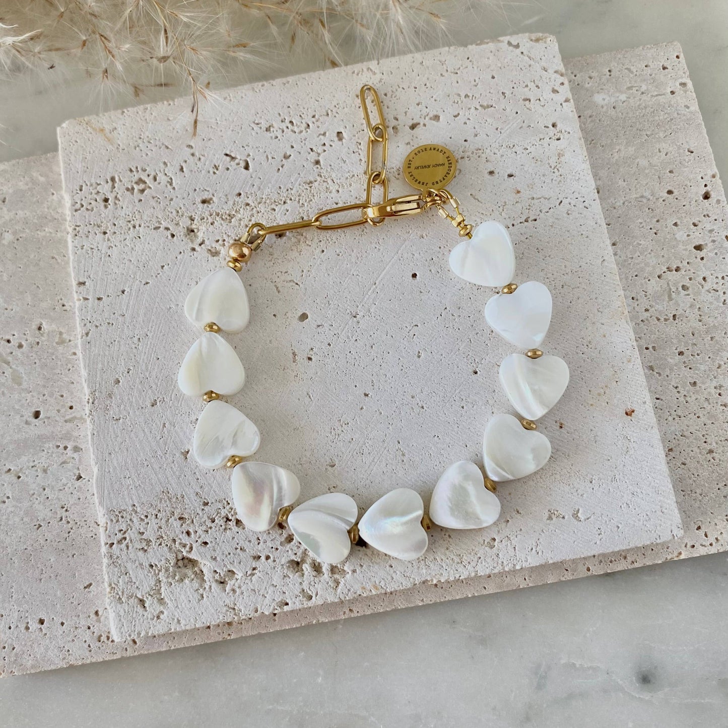 Heart Shaped Pearl Shell Bracelet 18k Gold