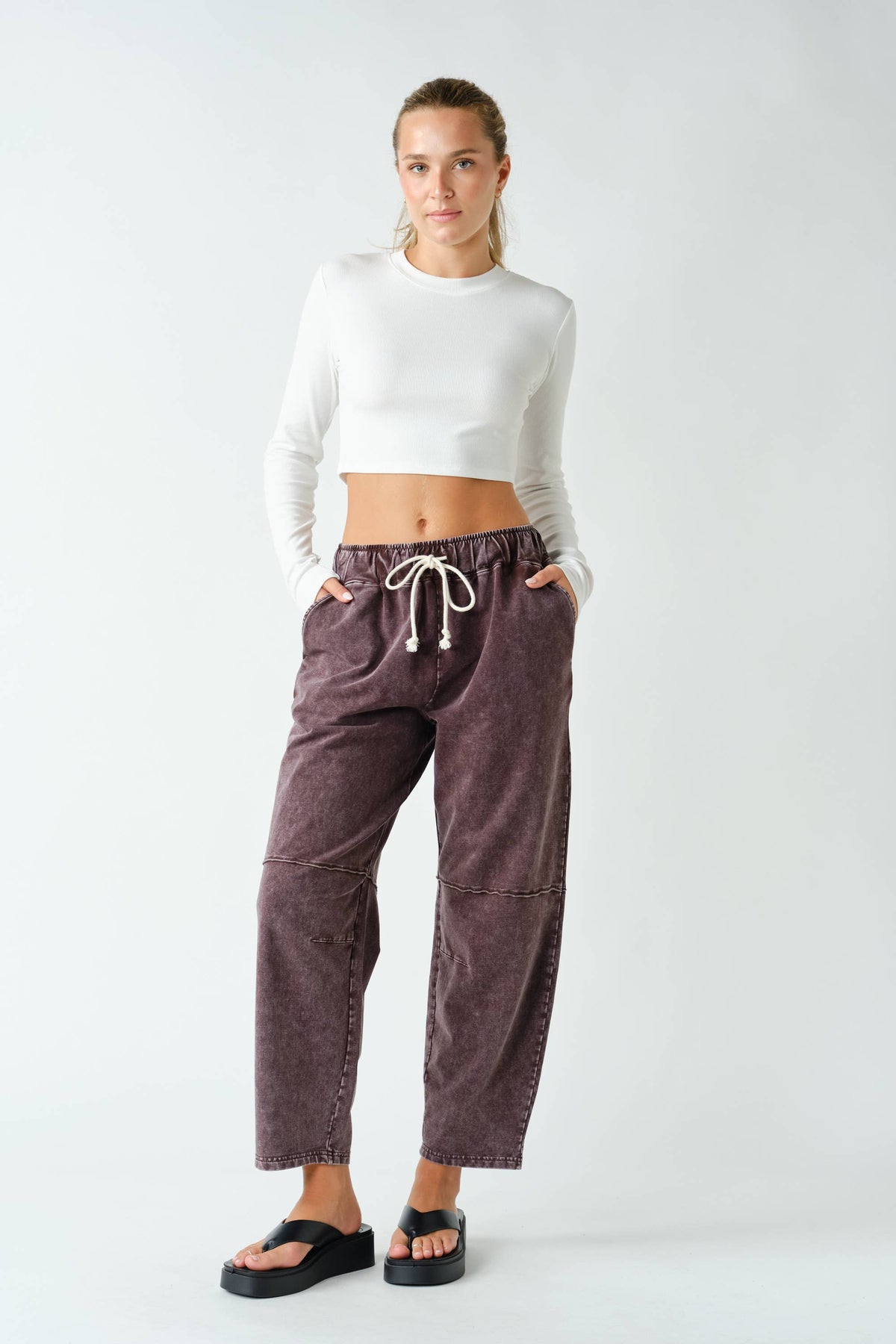Margot Mineral Wash Cropped Pants/Coffee