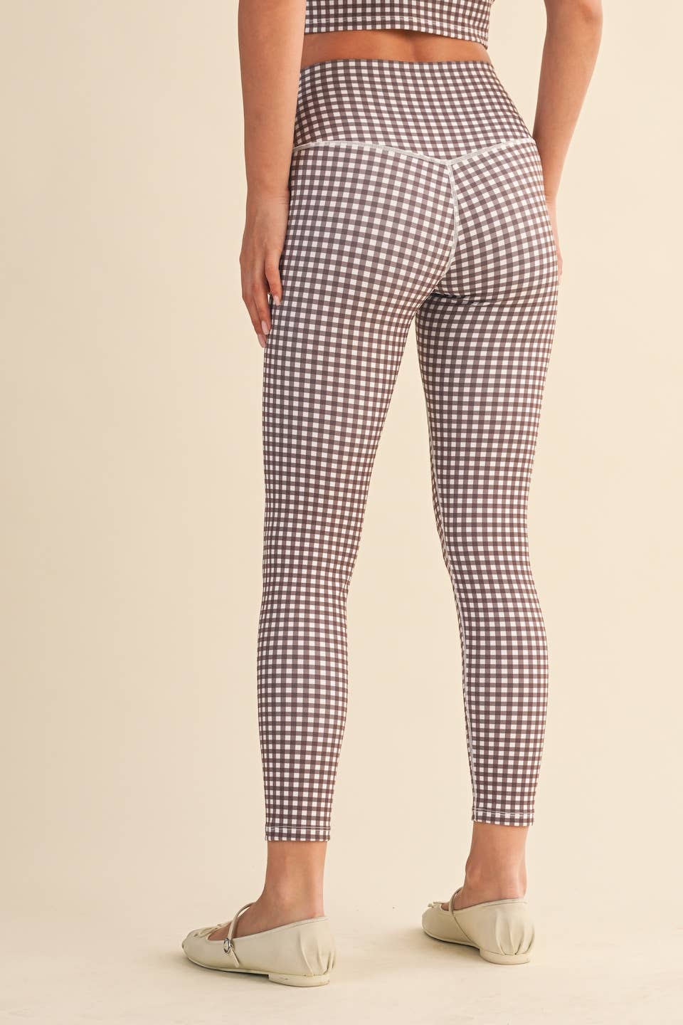 Aligned Performance High-Rise Leggings: Brown Gingham