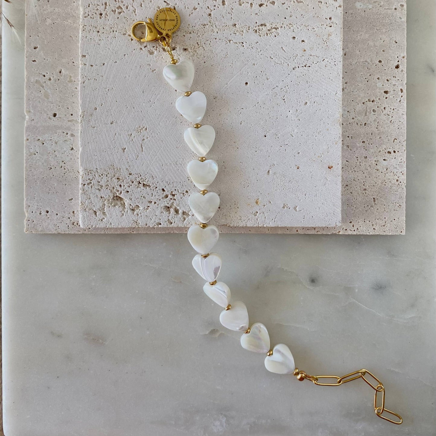 Heart Shaped Pearl Shell Bracelet 18k Gold