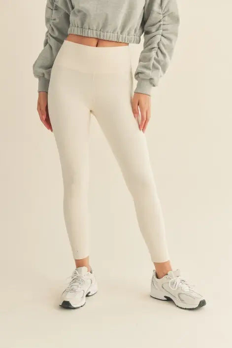 Rayna Aligned Performance High-Rise Leggings: Cream