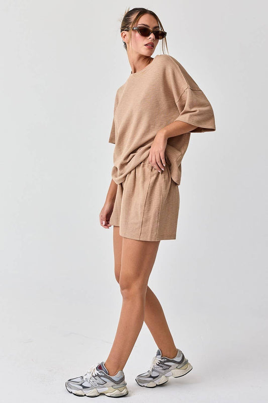 Amaya Textured Knit Top and Shorts Set: TAUPE