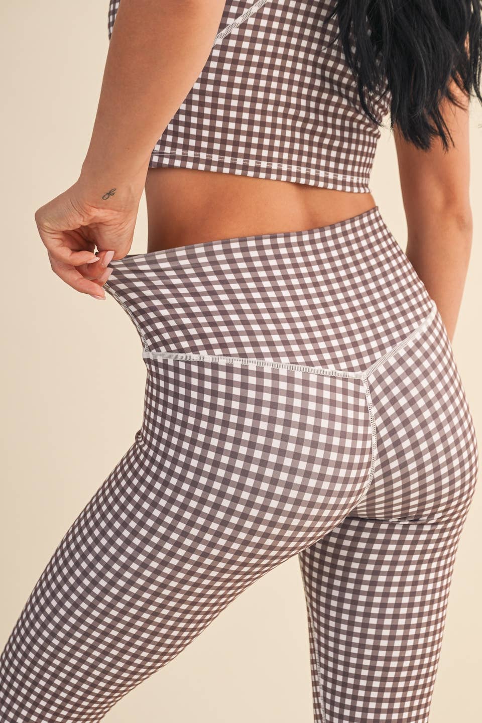 Aligned Performance High-Rise Leggings: Brown Gingham
