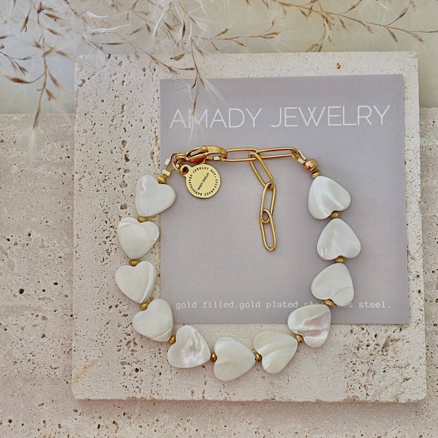 Heart Shaped Pearl Shell Bracelet 18k Gold