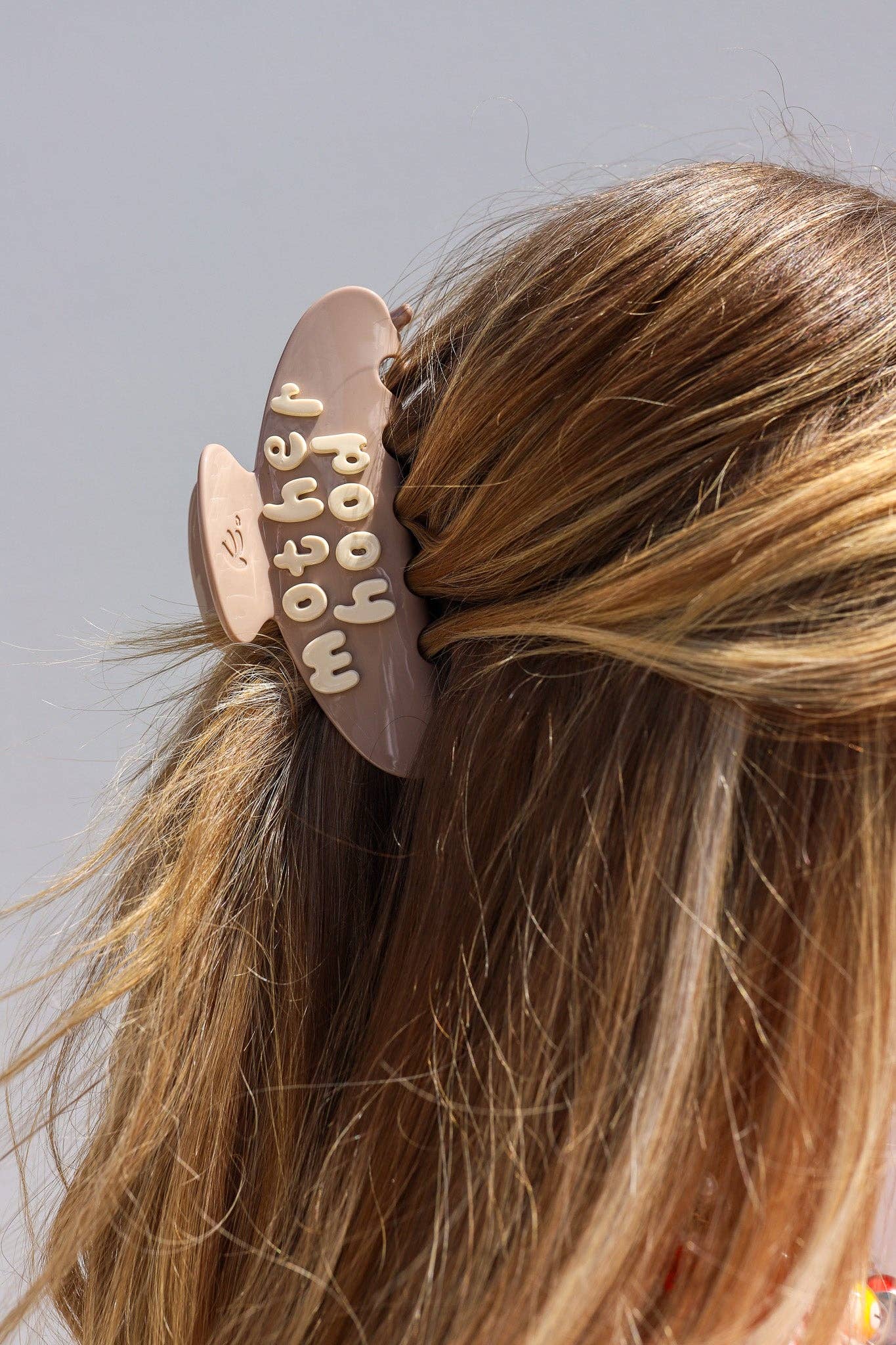 MOTHERHOOD CLAW: Brown & Cream