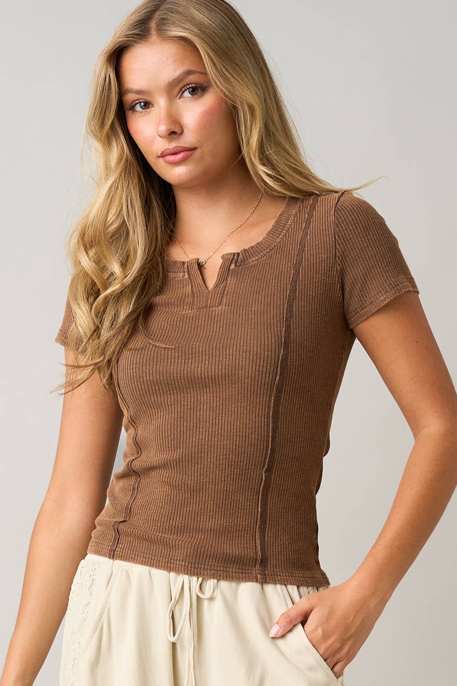 Kayce Ribbed Tee/Chocolate