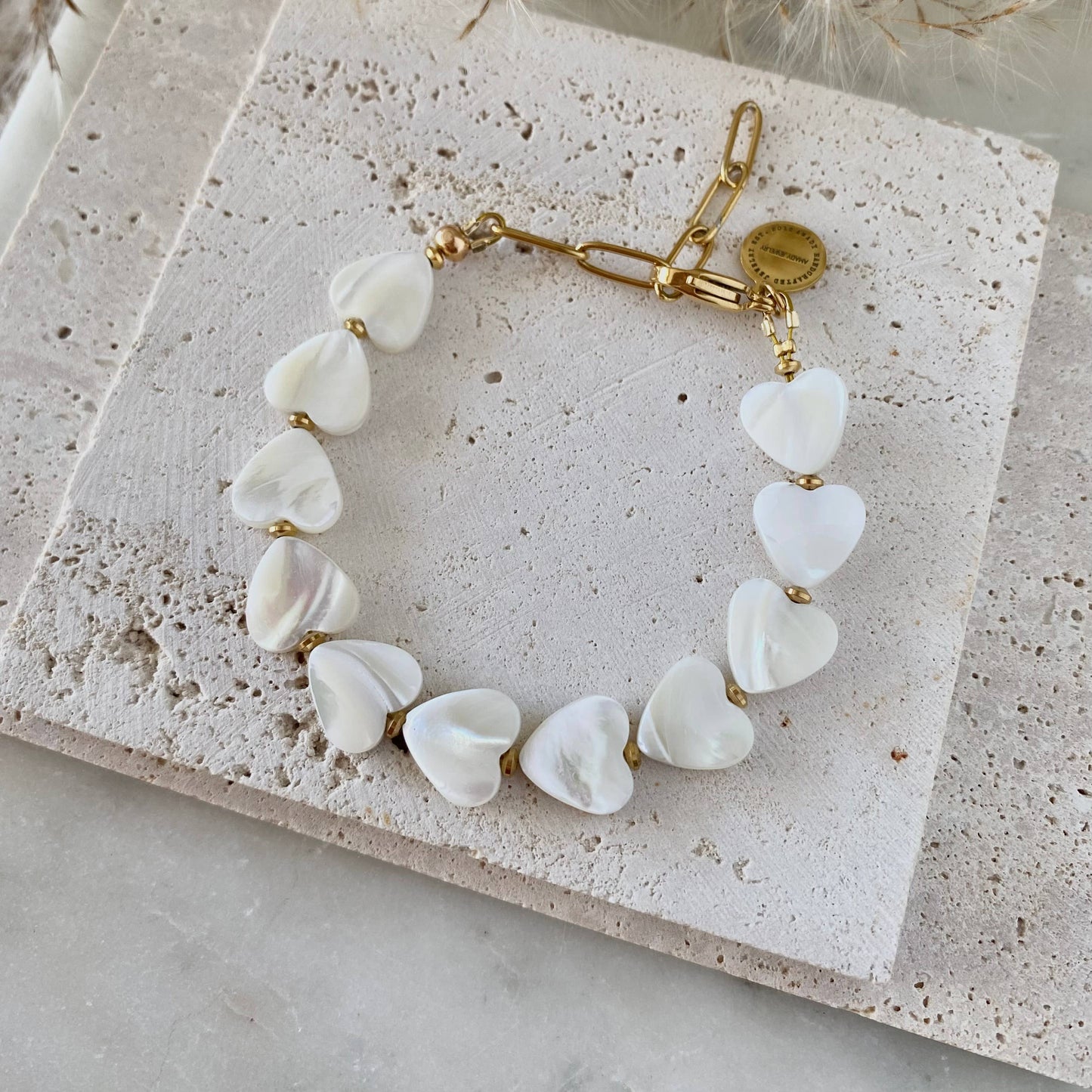 Heart Shaped Pearl Shell Bracelet 18k Gold