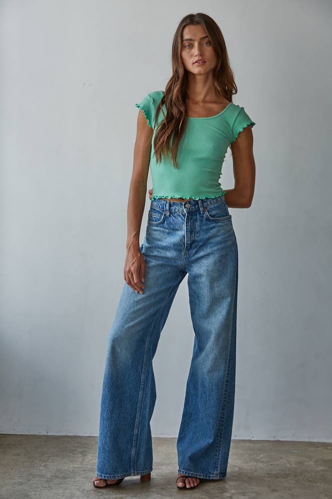 Everly Ribbed Tee: Green
