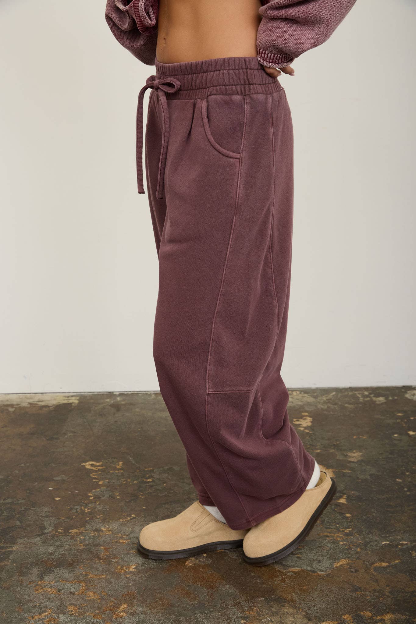 Kiki Sweats: Maroon