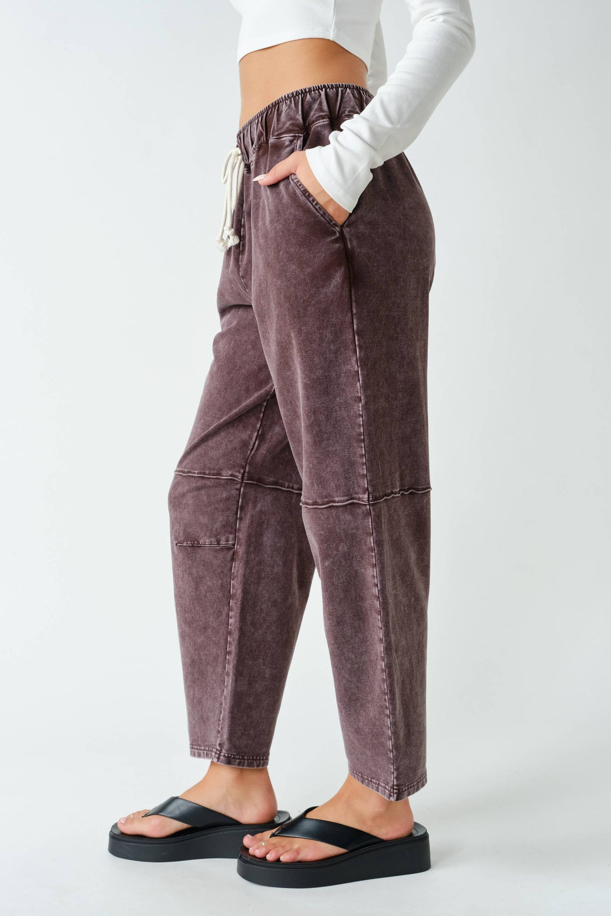 Margot Mineral Wash Cropped Pants/Coffee