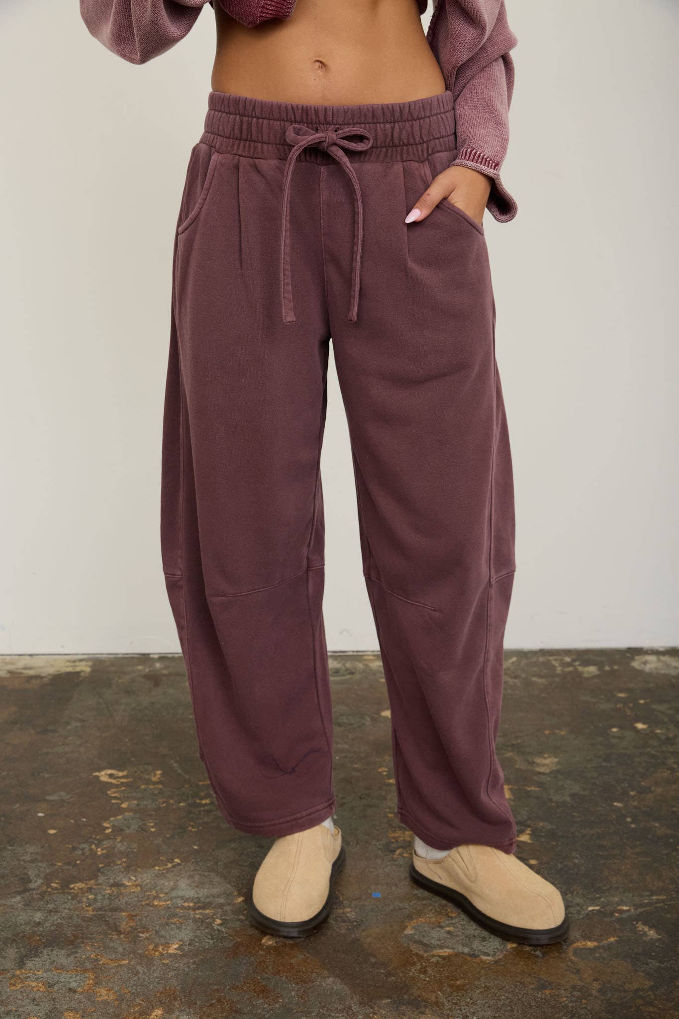 Kiki Sweats: Maroon