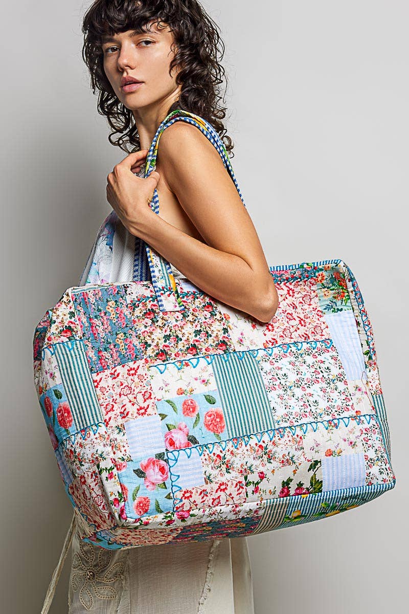 Trompe L’oeil Structured Quilted Tote Bag: Blue/Ivory